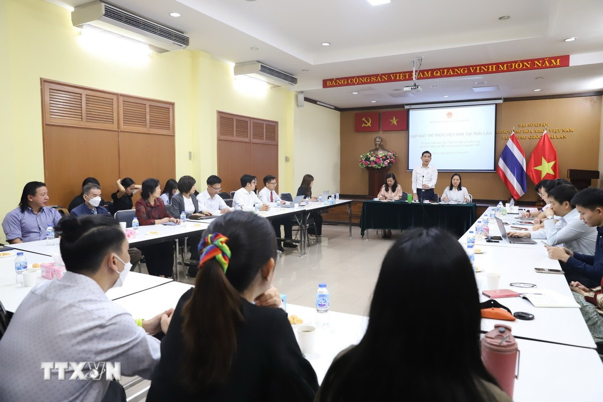 Quang cảnh cuộc gặp mặt giới trí thức Việt Nam tại Thái Lan. (Ảnh: Đỗ Sinh/TTXVN)