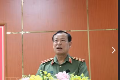 Thượng tướng Lê Tấn Tới, Chủ nhiệm Ủy ban Quốc phòng, An ninh và Đối ngoại Quốc hội. (Ảnh: TTXVN)