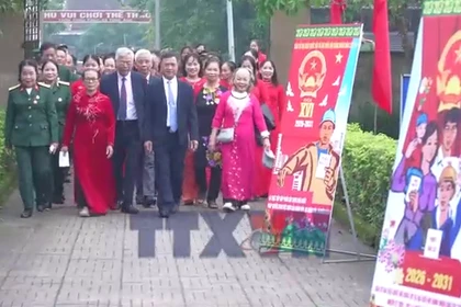 Cử tri Hà Tĩnh hân hoan tham dự ngày hội non sông