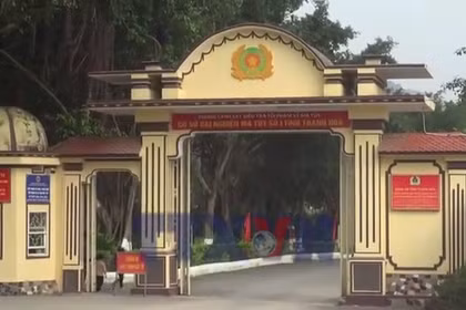 Những lá phiếu tại điểm bầu cử đặc biệt ở xứ Thanh