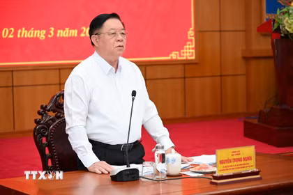 Ông Nguyễn Trọng Nghĩa phát biểu chỉ đạo tại Hội nghị. (Ảnh: Thanh Bình/TTXVN)
