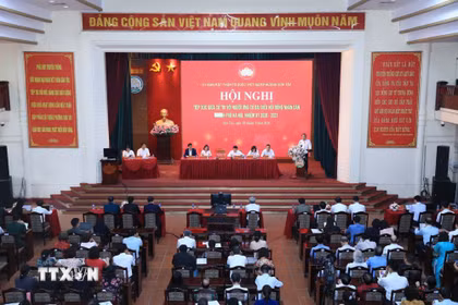 Toàn cảnh buổi tiếp xúc cử tri sáng 2/3 tại phường Sơn Tây, Hà Nội. (Ảnh: Hùng Mạnh/TTXVN)