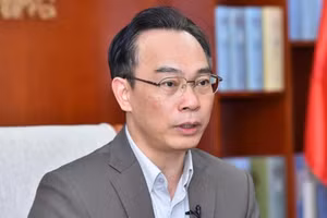 Ông Hoàng Minh Sơn, Quyền Bộ trưởng Bộ Giáo dục và Đào tạo. (Ảnh: Bộ GD-ĐT)