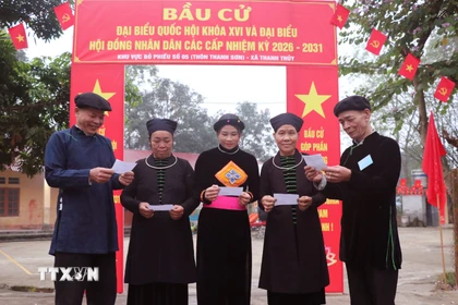 Người dân vùng biên giới Thanh Thủy (Tuyên Quang) hân hoan đi bỏ phiếu bầu cử đại biểu Quốc hội và đại biểu Hội đồng nhân dân các cấp nhiệm kỳ 2026–2031. (Ảnh: Đức Thọ/TTXVN)