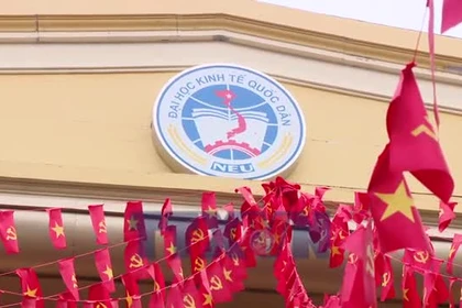 Lá phiếu đầu đời - Trách nhiệm của thế hệ trẻ với tương lai đất nước