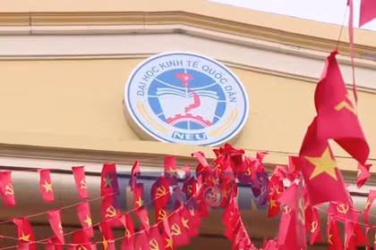 Lá phiếu đầu đời - Trách nhiệm của thế hệ trẻ với tương lai đất nước