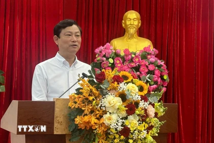 Chủ tịch Hội đồng Nhân dân Thành phố Hồ Chí Minh Võ Văn Minh làm Chủ tịch Ủy ban bầu cử đại biểu Quốc hội khóa XVI và đại biểu Hội đồng nhân dân các cấp nhiệm kỳ mới. (Ảnh: Huyền Trang/TTXVN)