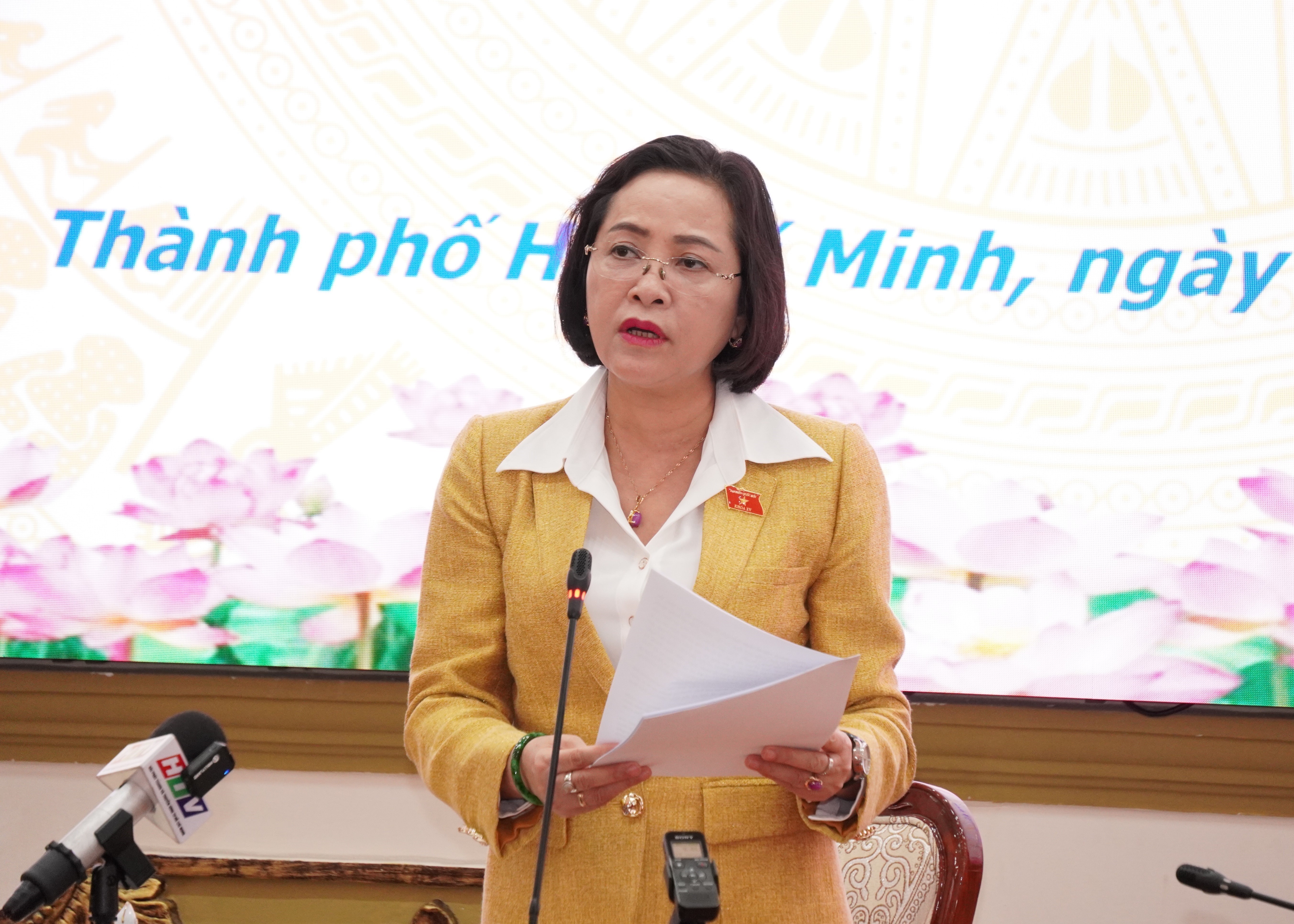 Phó Chủ tịch Quốc hội Nguyễn Thị Thanh nhấn mạnh, Thành phố Hồ Chí Minh cần tiếp tục bám sát lộ trình 36 ngày "nước rút" còn lại cho công tác chuẩn bị bầu cử. (Ảnh: Hữu Duyên/TTXVN)