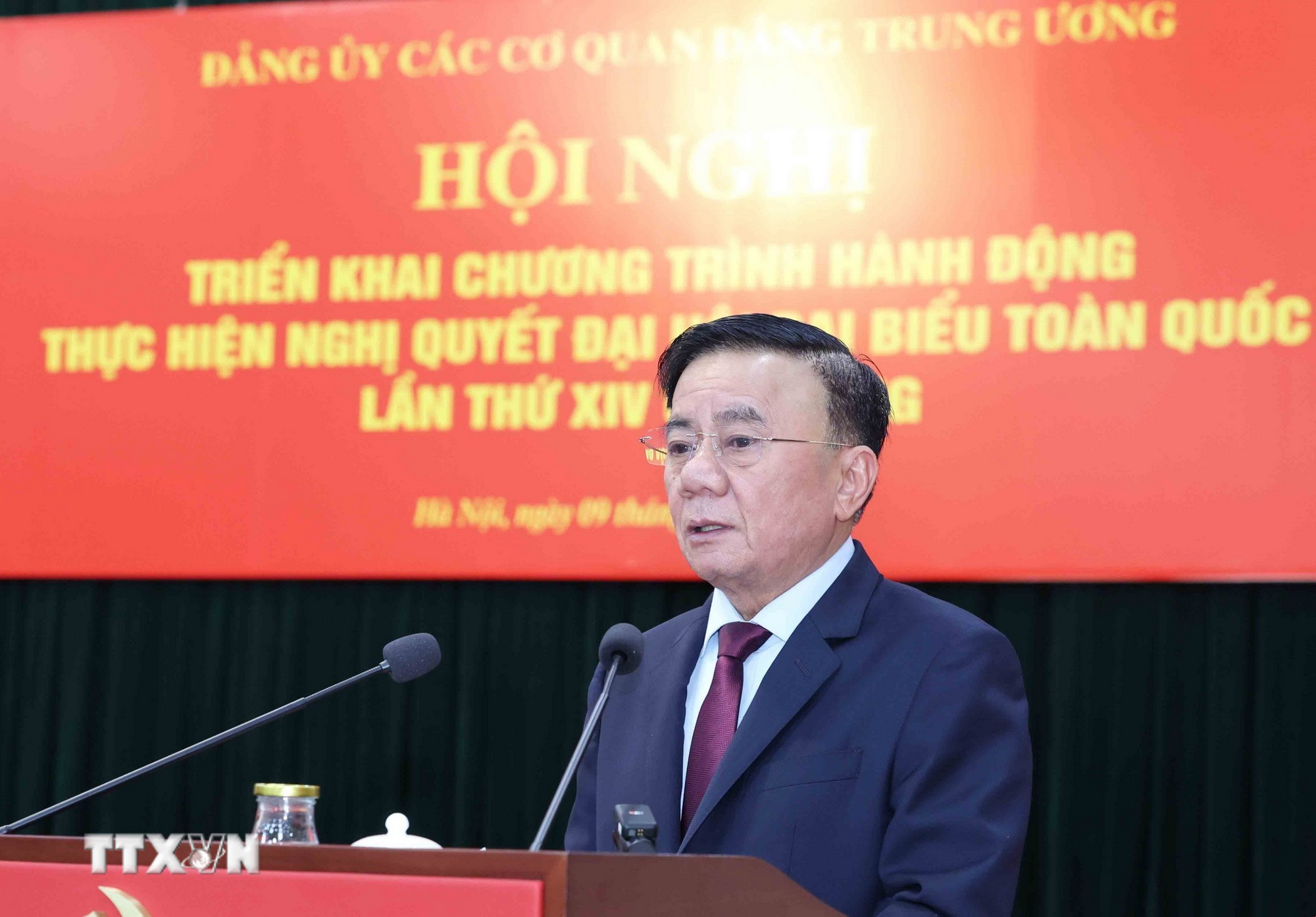 ttxvn-dang-uy-cac-co-quan-dang-trung-uong-trien-khai-nghi-quyet-dai-hoi-xiv-6.jpg