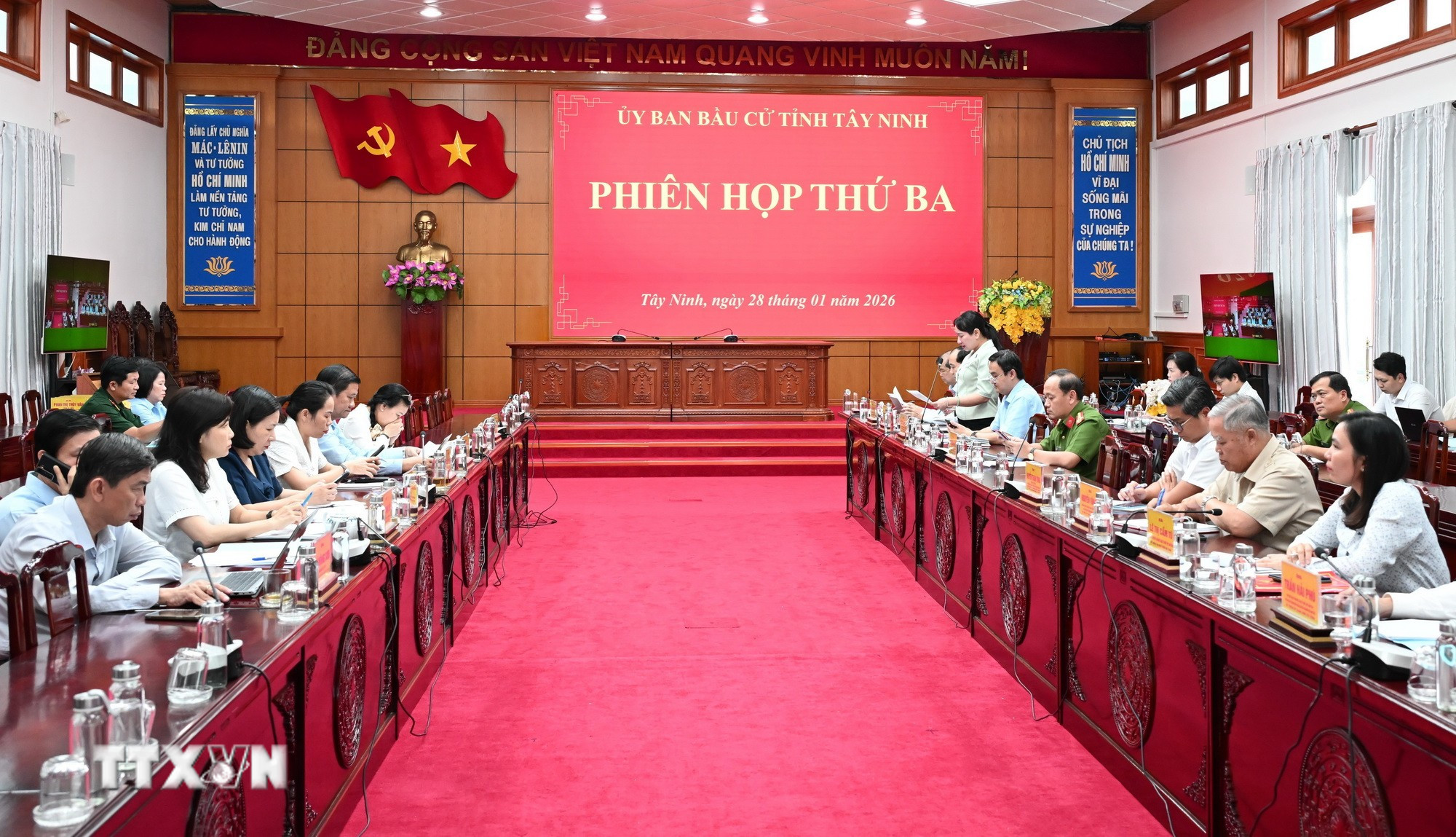 ttxvn-uy-ban-bau-cu-tinh-tay-ninh-hop-phien-thu-3-3.jpg
