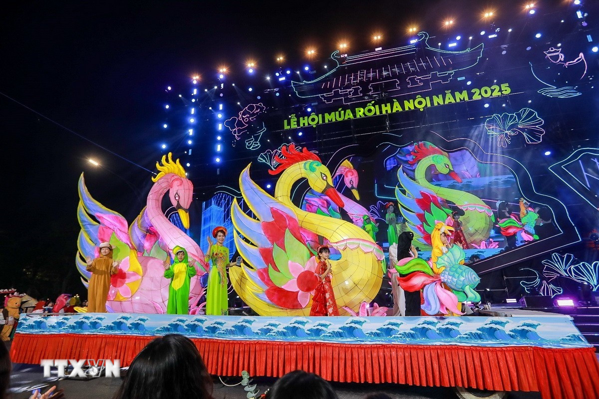 ttxvn-festival-thang-long-ha-noi-2025-le-hoi-mua-roi-13.jpg