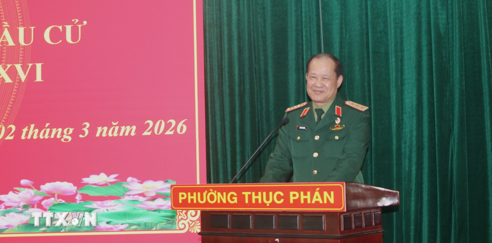 ttxvn-cao-bang-hoi-nghi-tiep-xuc-cu-tri-2.jpg
