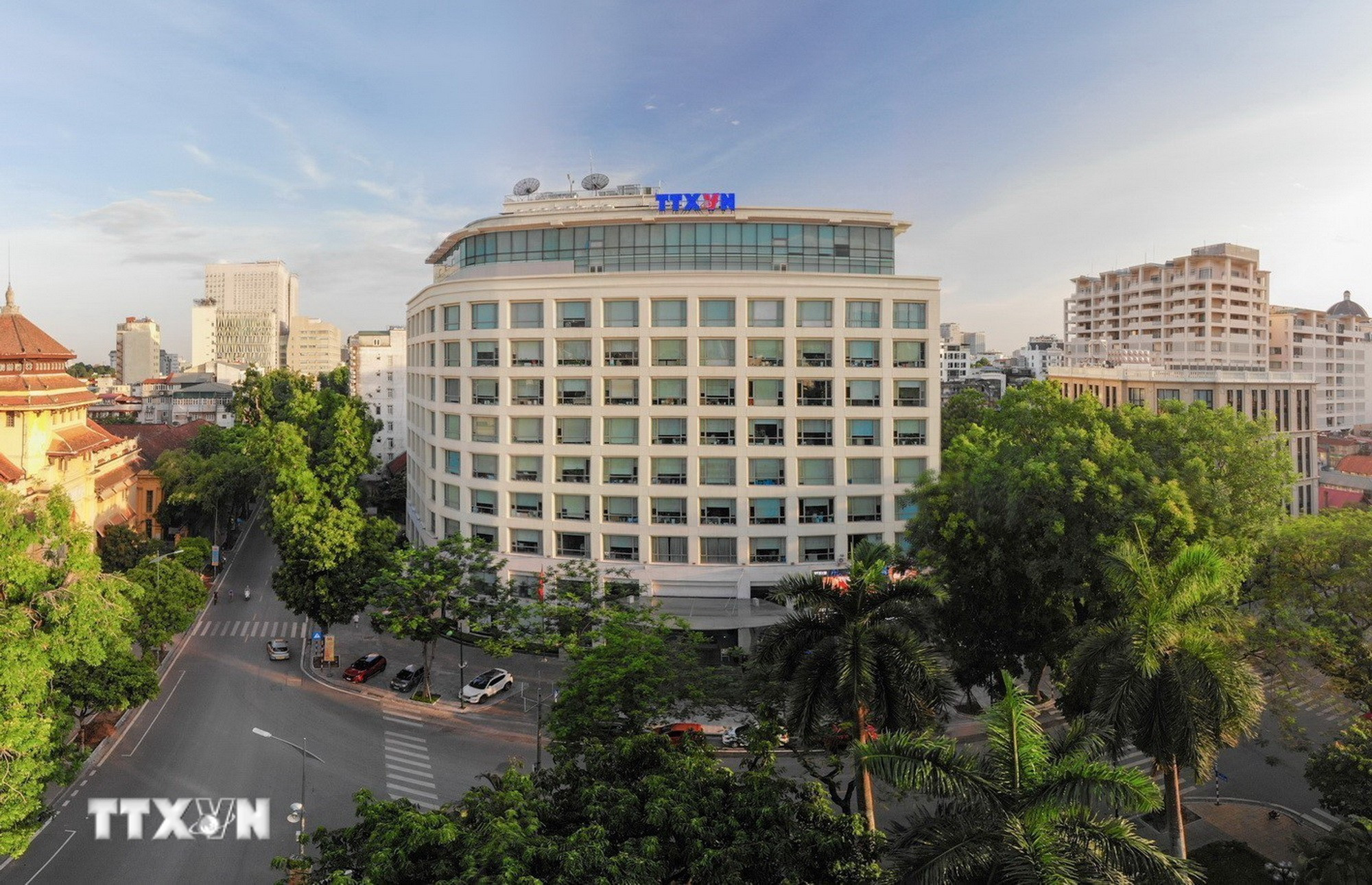 Tòa nhà Thông tấn Quốc gia, số 5 Lý Thường Kiệt, Hà Nội. (Ảnh: Phạm Tuấn Anh/TTXVN) ttxvn-toa-nha-thong-tan-1.jpg