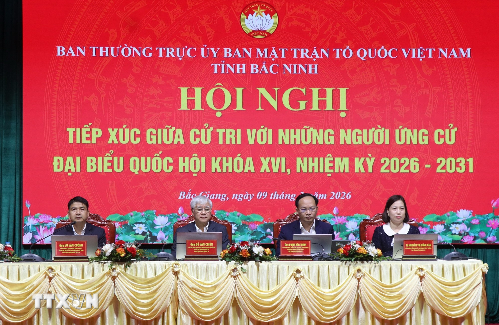 ttxvn-pho-chu-tich-thuong-truc-quoc-hoi-do-van-chien-tiep-xuc-cu-tri-tai-tinh-bac-ninh-2.jpg