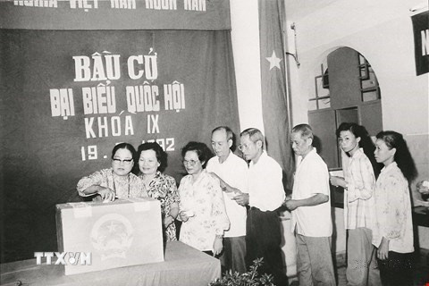 ttxvn-quoc-hoi-viet-nam-tap-trung-cao-nhat-tri-tue-y-chi-nguyen-vong-va-suc-manh-cua-nhan-dan-51.jpg