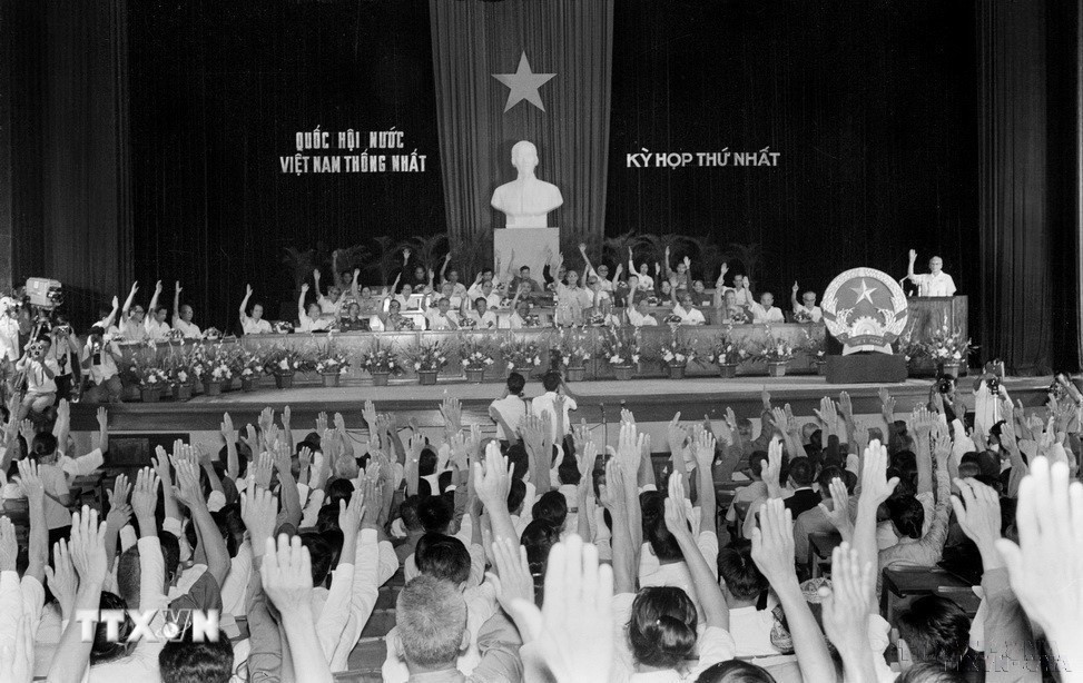 ttxvn-quoc-hoi-viet-nam-tap-trung-cao-nhat-tri-tue-y-chi-nguyen-vong-va-suc-manh-cua-nhan-dan-37.jpg