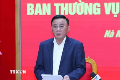 Đồng chí Trần Cẩm Tú, Ủy viên Bộ Chính trị, Thường trực Ban Bí thư, Bí thư Đảng ủy các cơ quan Đảng Trung ương phát biểu chỉ đạo hội nghị. (Ảnh: Phương Hoa/TTXVN)