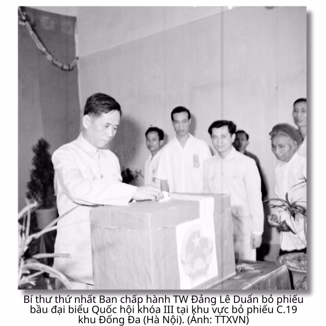 quoc-hoi-khoa-iii-12-8598.jpg