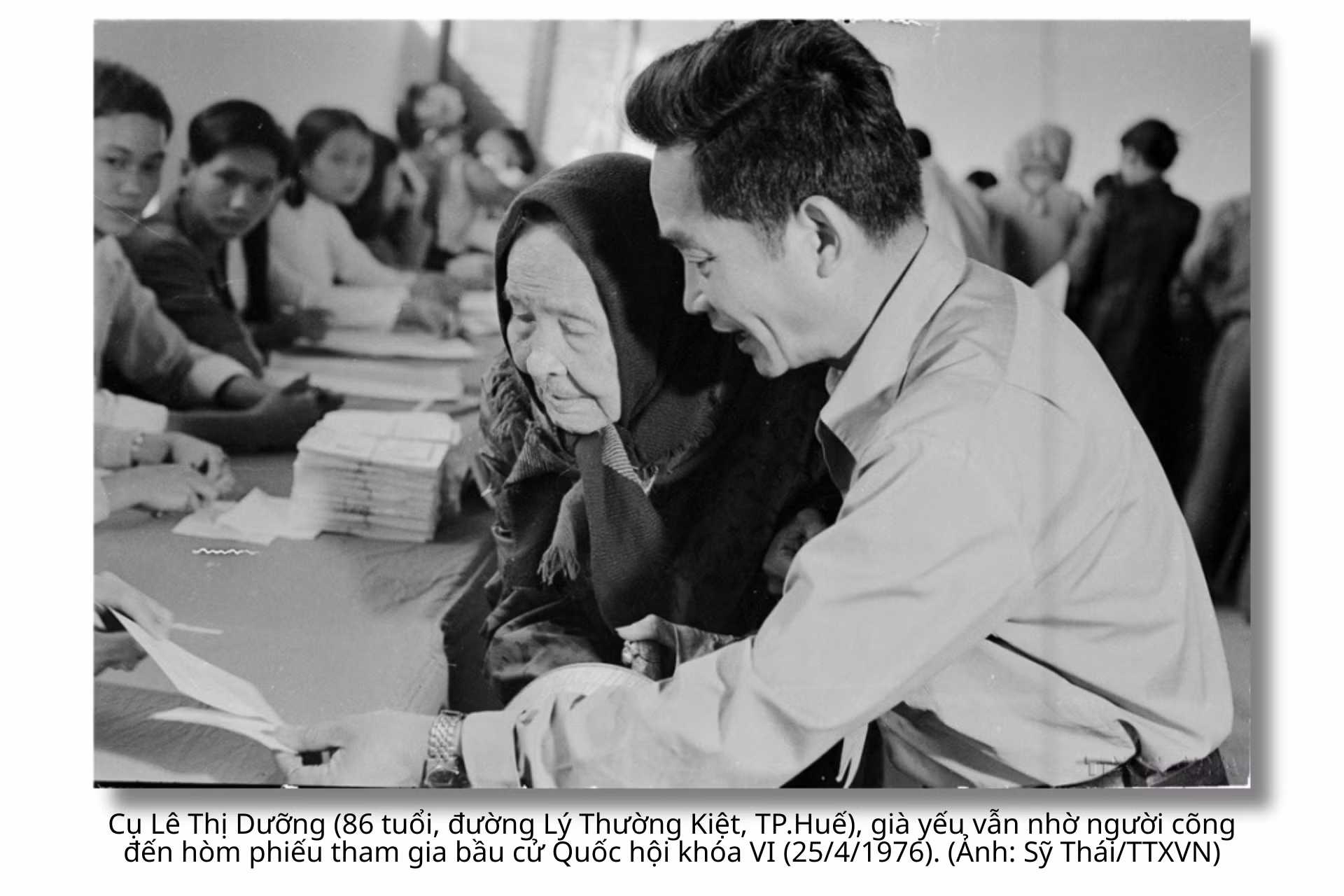 quoc-hoi-khoa-vi-1.png