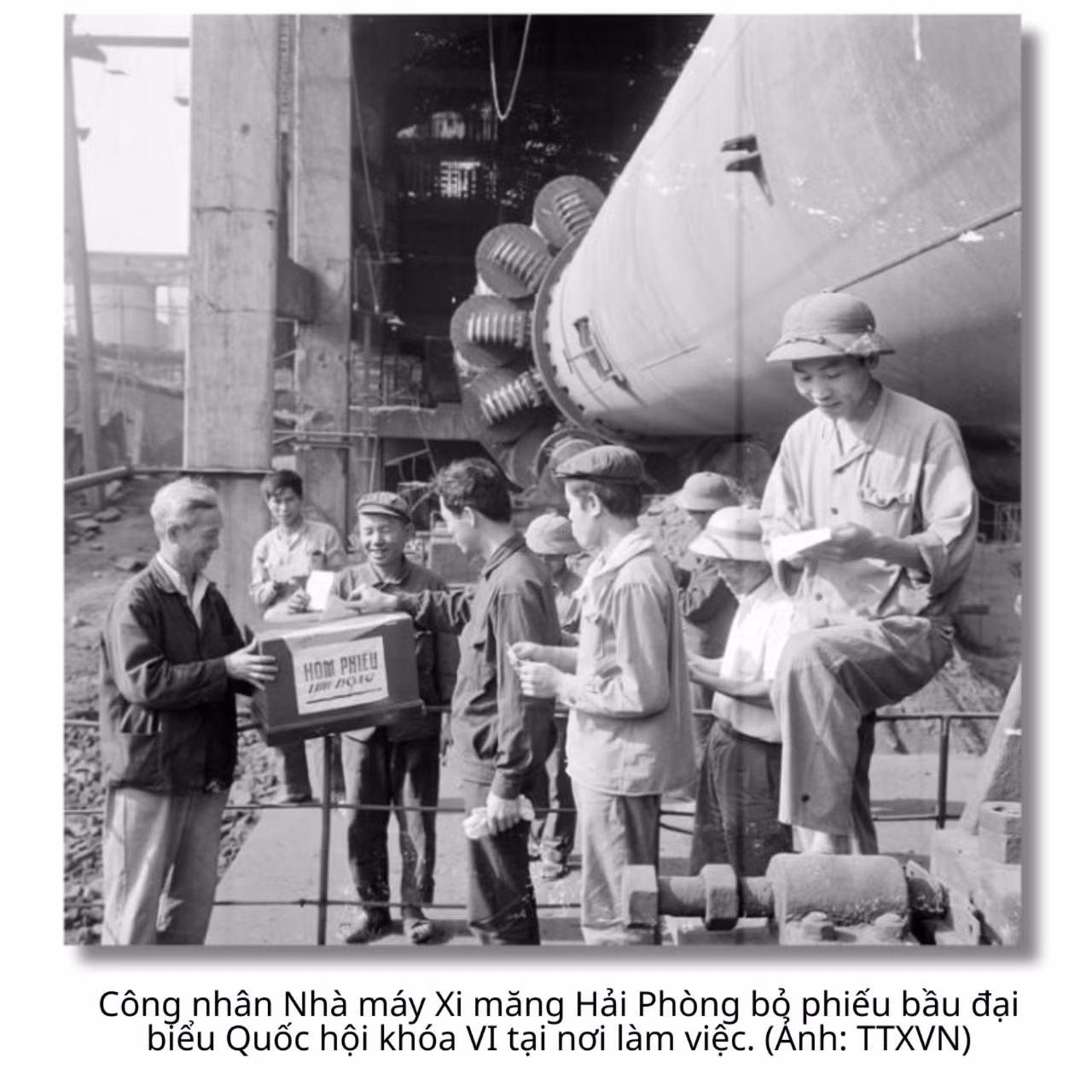 quoc-hoi-khoa-vi-2-2803.jpg