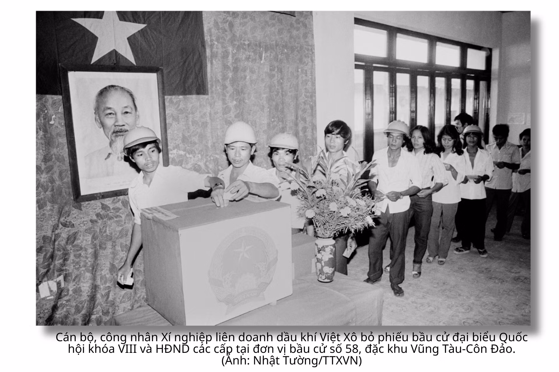quoc-hoi-khoa-viii-11.png
