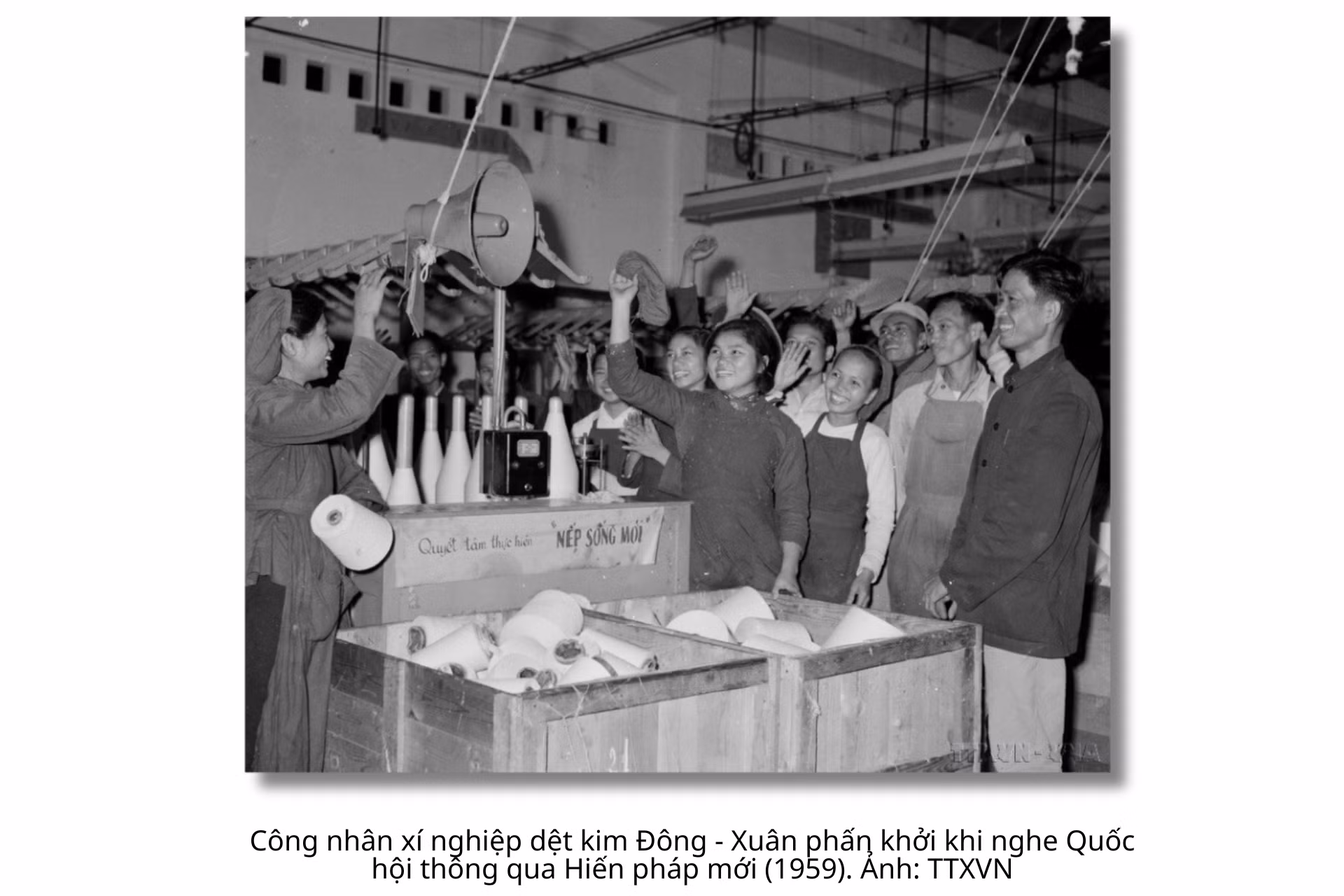quoc-hoi-khoa-i-6-4039.png