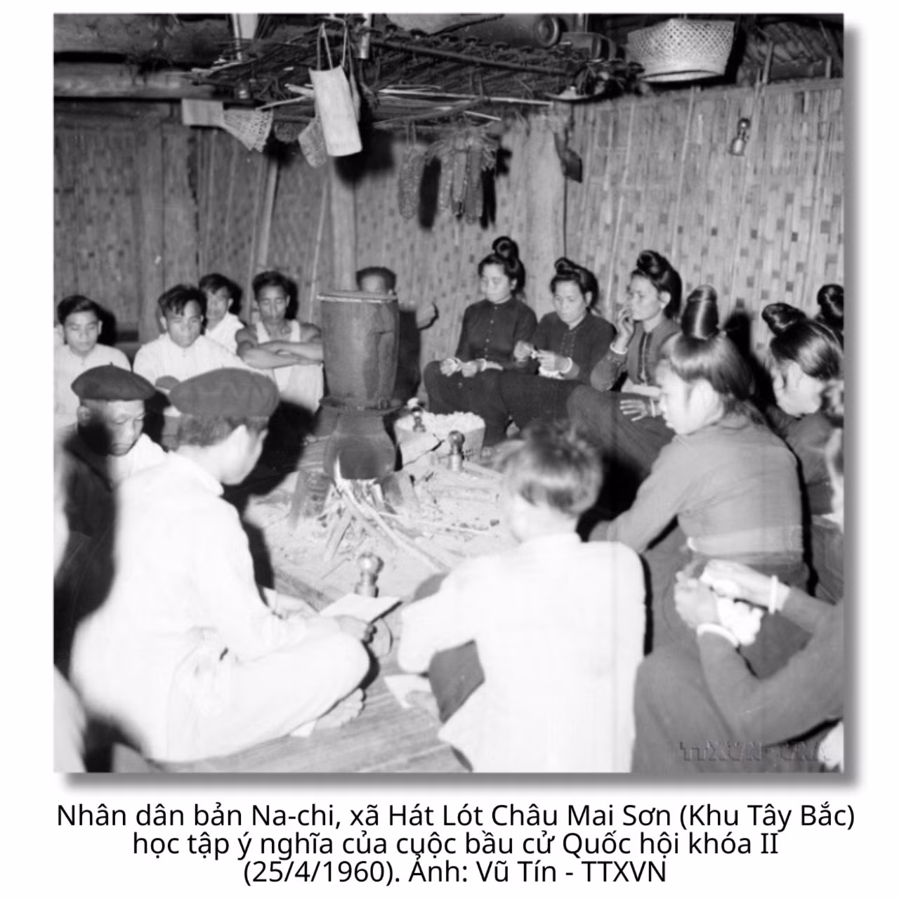 quoc-hoi-khoa-ii-7-6921.jpg