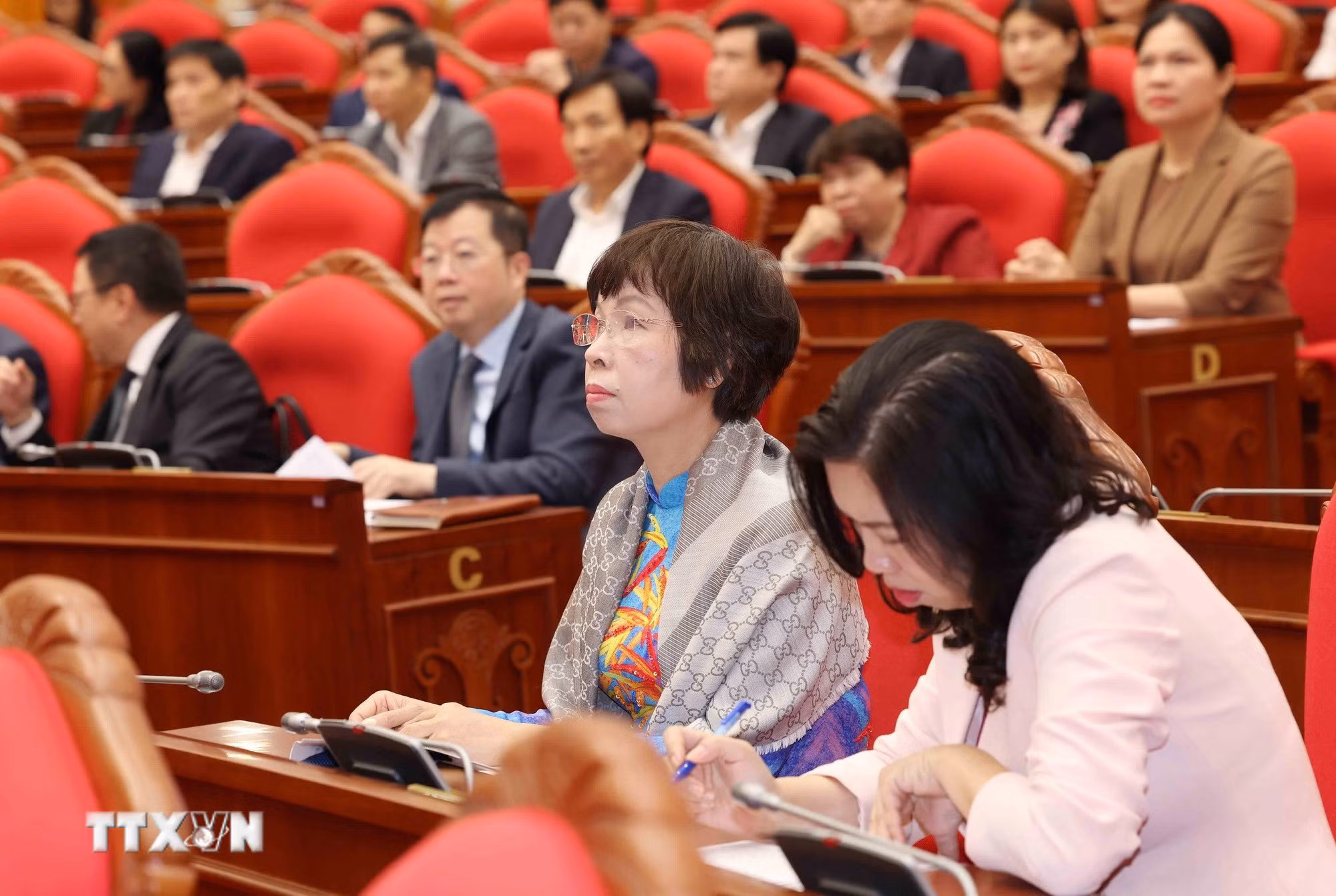 ttxvn-thuong-truc-ban-bi-thu-tran-cam-tu-chu-tri-hoi-nghi-tong-ket-cong-tac-chuan-bi-to-chuc-va-phuc-vu-dai-hoi-dai-bieu-toan-quoc-lan-thu-xiv-cua-8646234-5.jpg
