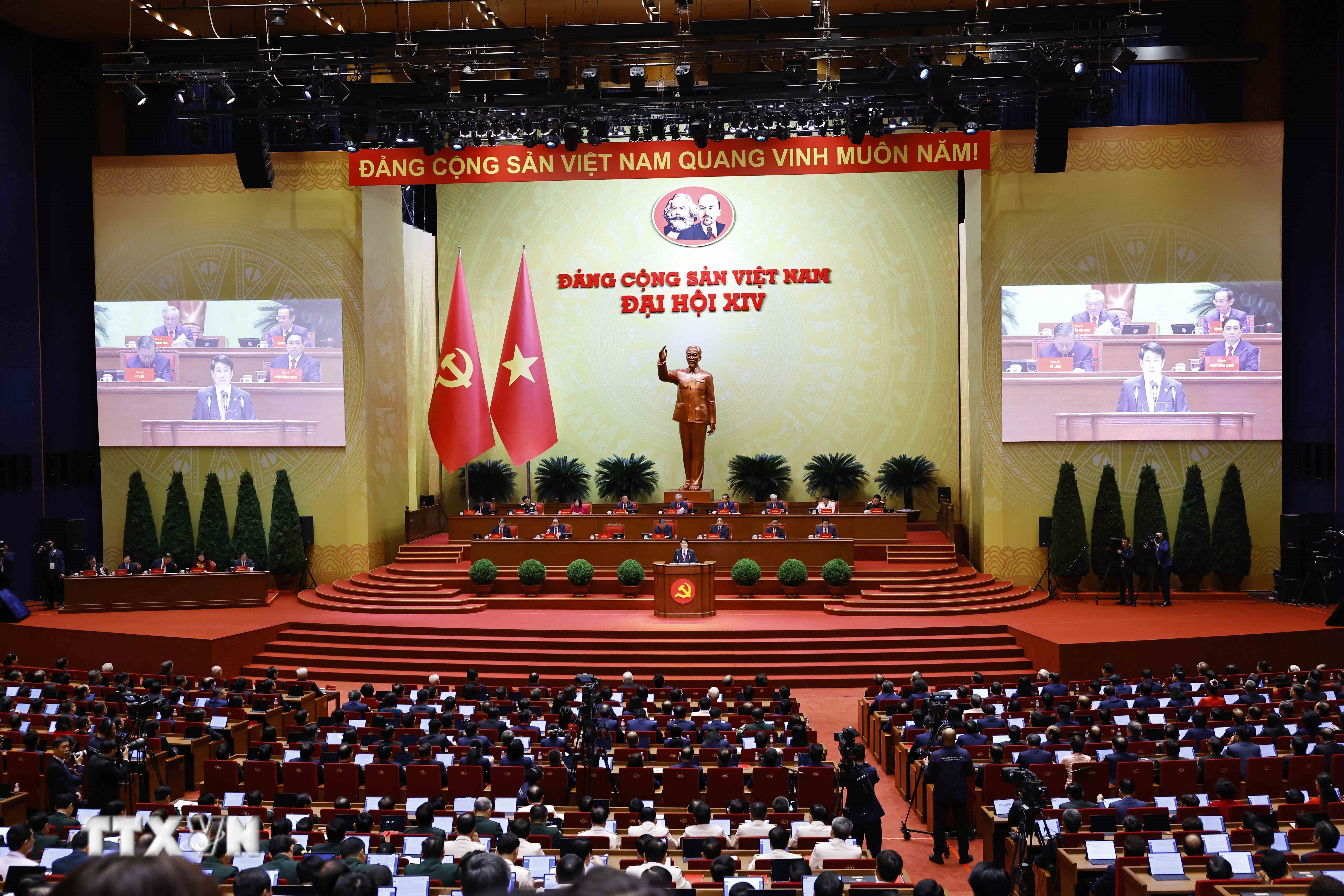 To&agrave;n cảnh phi&ecirc;n khai mạc Đại hội XIV của Đảng. (Ảnh: TTXVN)