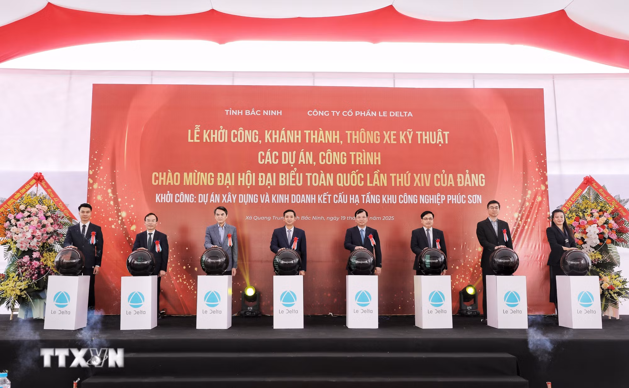 ttxvn-bac-ninh-khoi-cong-du-an-xay-dung-va-kinh-doanh-ket-cau-ha-tang-kcn-phuc-son-8481478-1.jpg