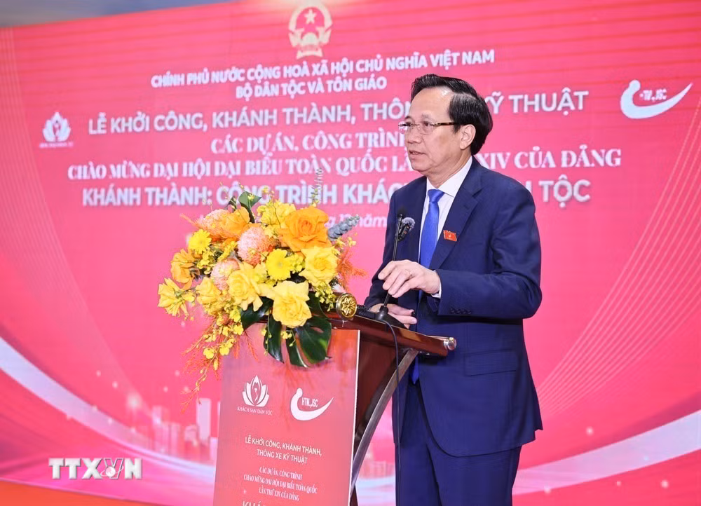 ttxvn-khanh-thanh-cong-trinh-khach-san-dan-toc-8481546-1.jpg