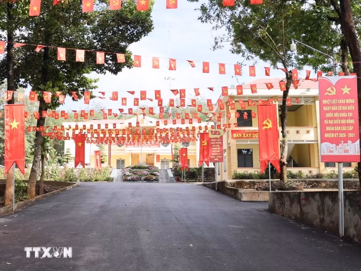 ttxvn-khong-khi-ron-rang-truoc-ngay-bau-cu-tai-vung-bien-gioi-dong-nai.jpg