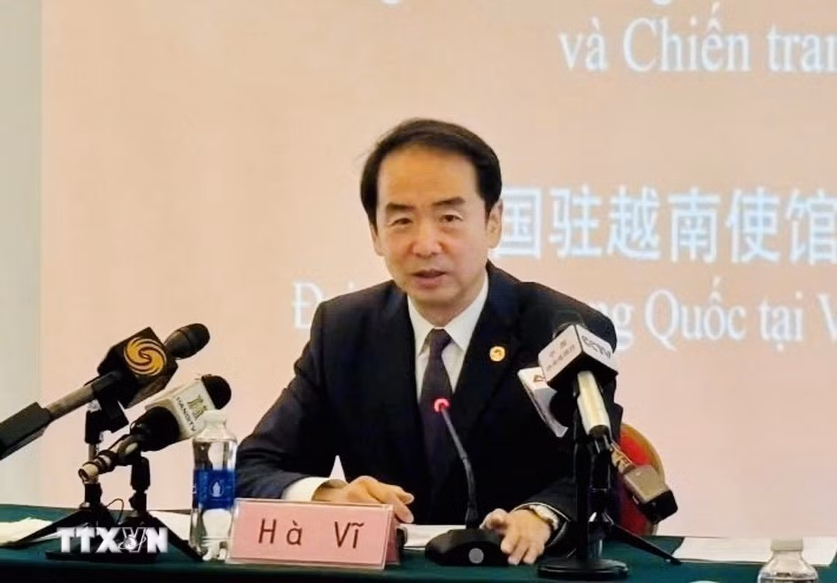 ttxvn-dai-su-trung-quoc-ha-vi.jpg