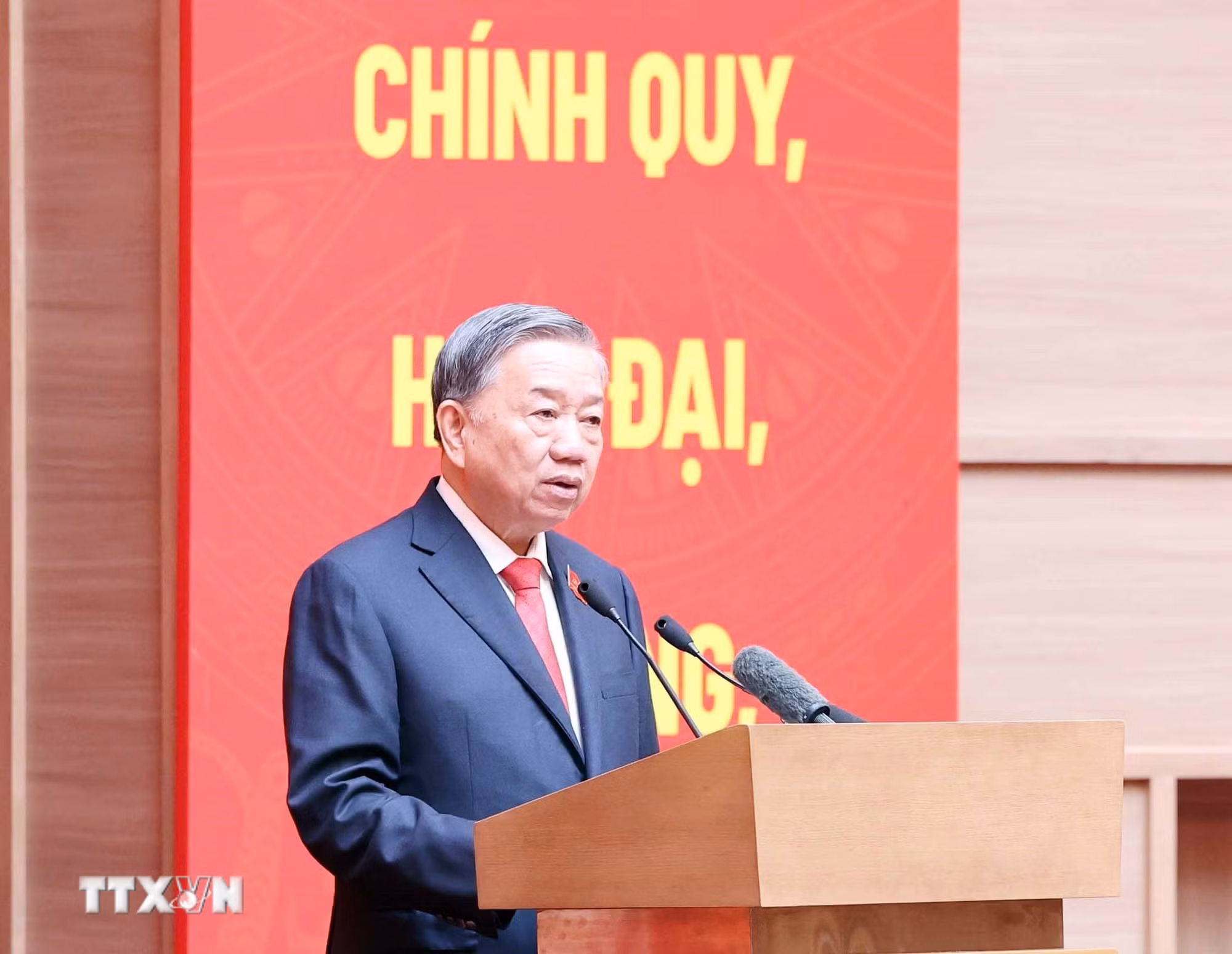 ttxvn-them-anh-tong-bi-thu-to-lam-du-dai-hoi-dai-bieu-dang-bo-cong-an-trung-uong2.jpg