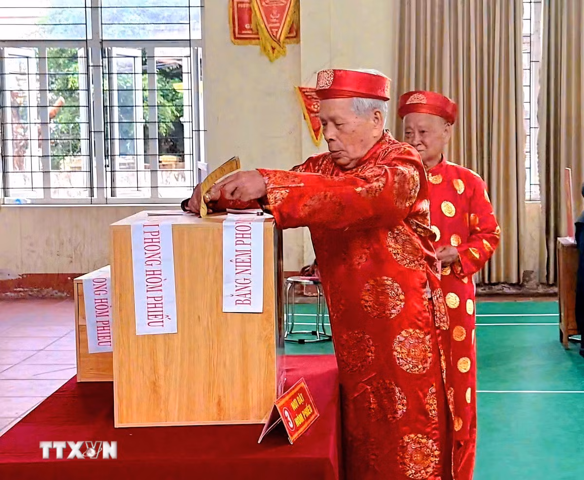 ttxvn-cu-tri-bac-ninh-phan-khoi-tham-gia-bau-cu.jpg