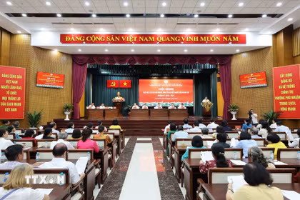 Quang cảnh Hội nghị tiếp xúc cử tri phương Phú Nhuận với người ứng cử đại biểu Quốc hội khóa XVI tại phường Phú Nhuận. (Ảnh: Xuân Khu/TTXVN)