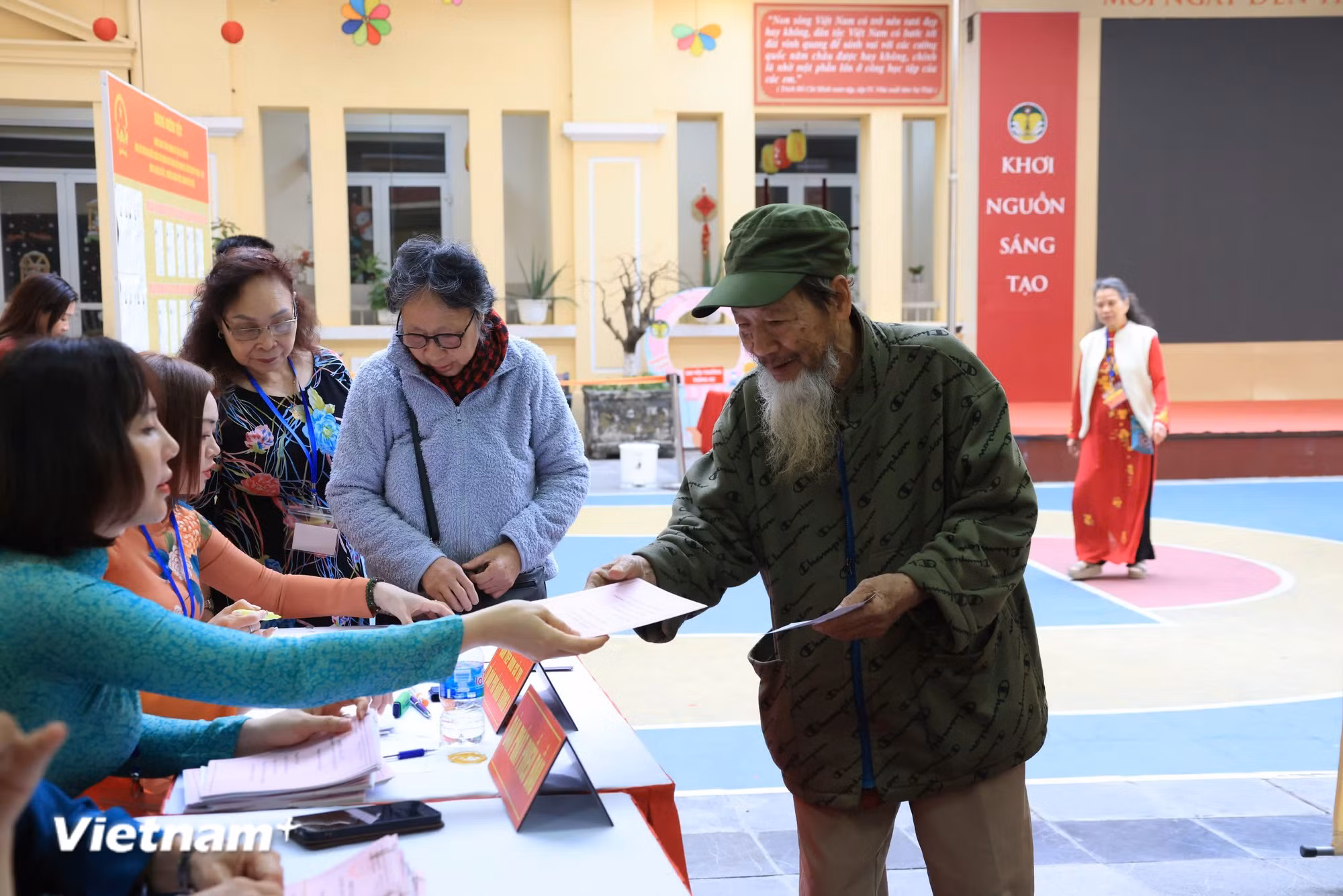 vnp-cu-tri-cao-tuoi.jpg