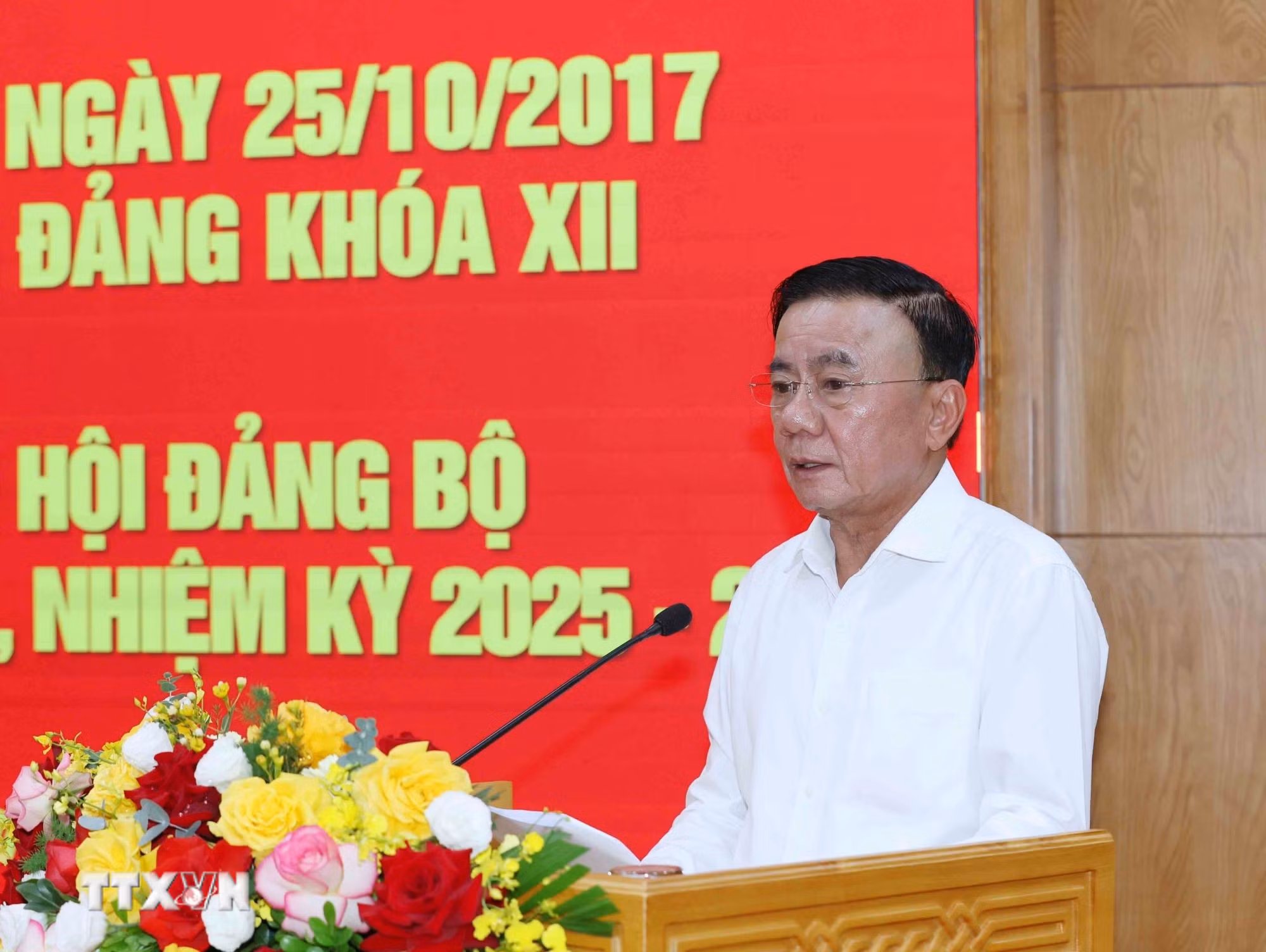 ttxvn-thuong-truc-ban-bi-thu-chu-tri-hoi-nghi-tong-ket-1.jpg