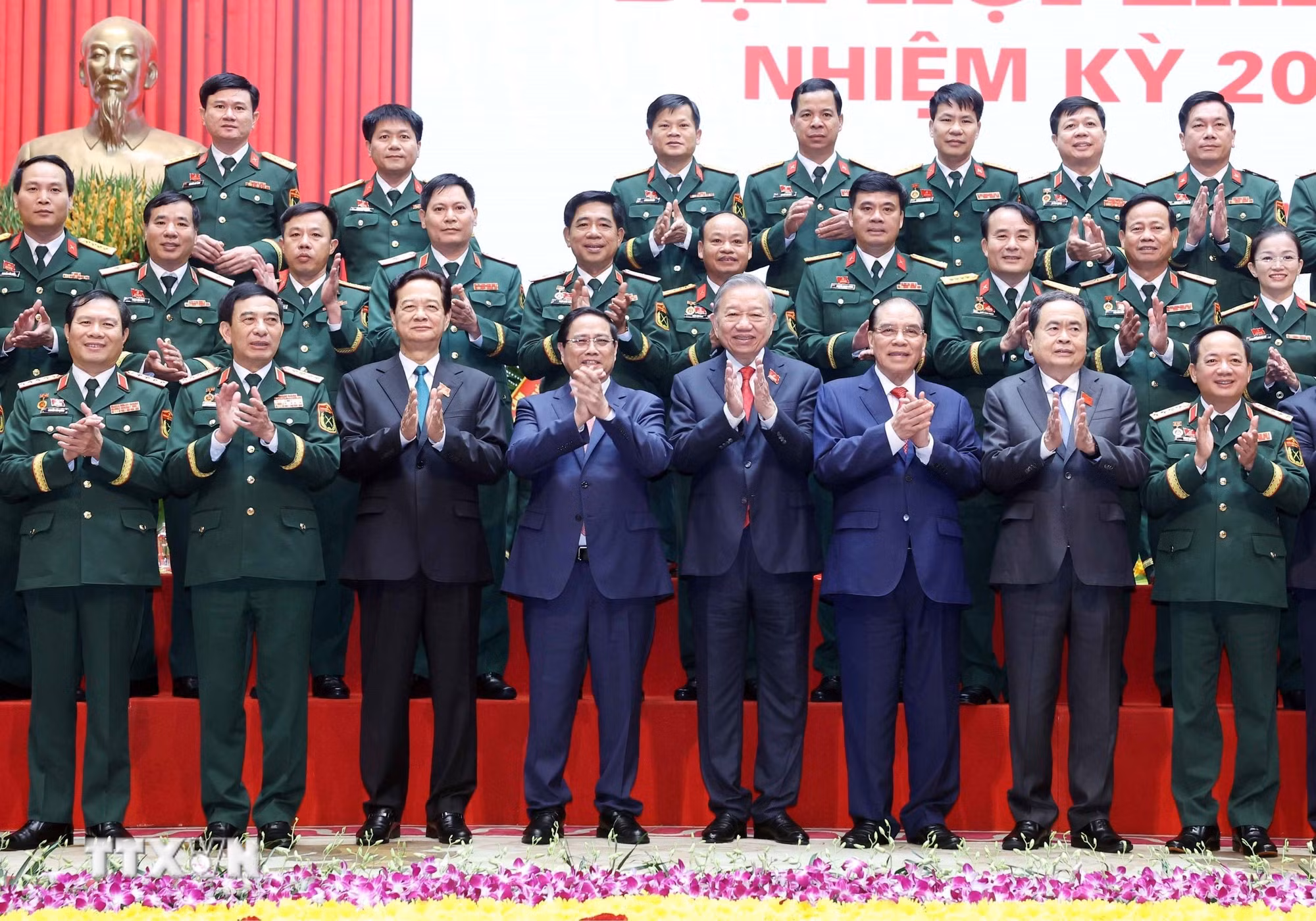 ttxvn-tong-bi-thu-to-lam-du-dai-hoi-dai-bieu-dang-bo-quan-doi-lan-thu-xii-30-15.jpg