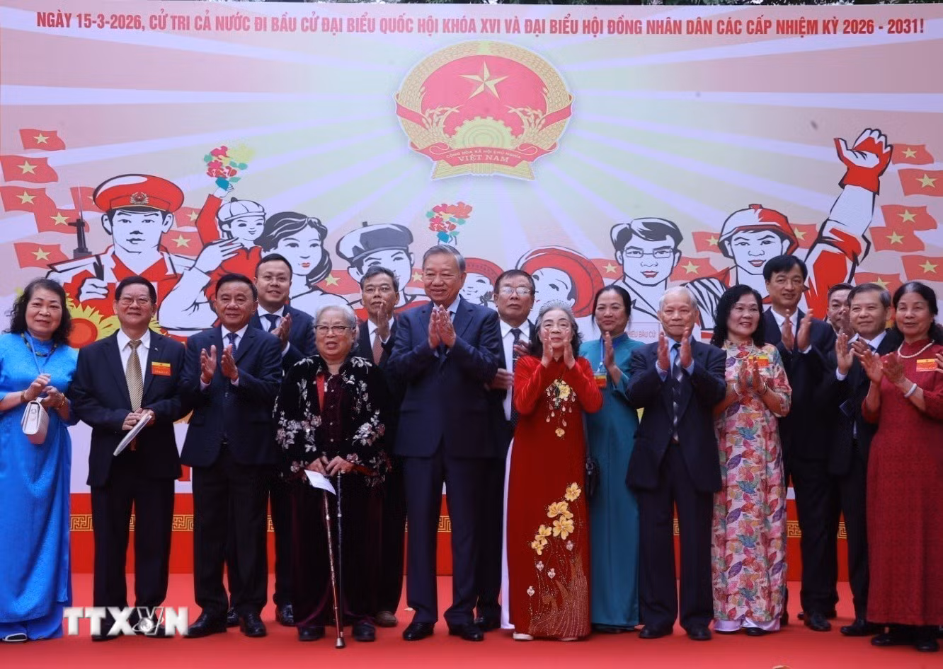 ttxvn-tong-bi-thu-to-lam-bo-phieu-bau-cu-tai-phuong-ba-dinh-ha-noi-15-2.jpg