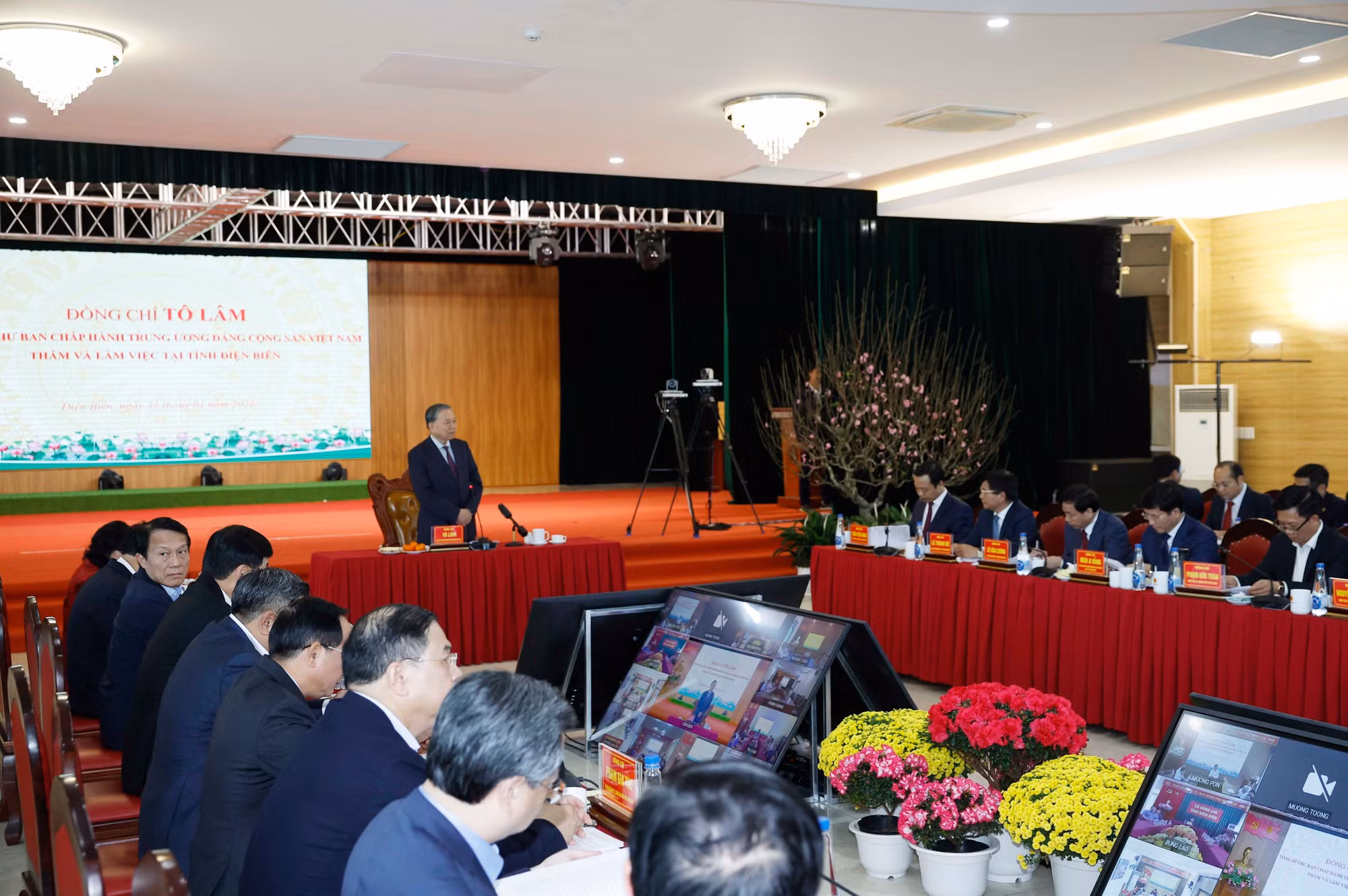 tong-bi-thu-to-lam-lam-viec-voi-ban-chap-hanh-dang-bo-tinh-dien-bien-31-7.jpg