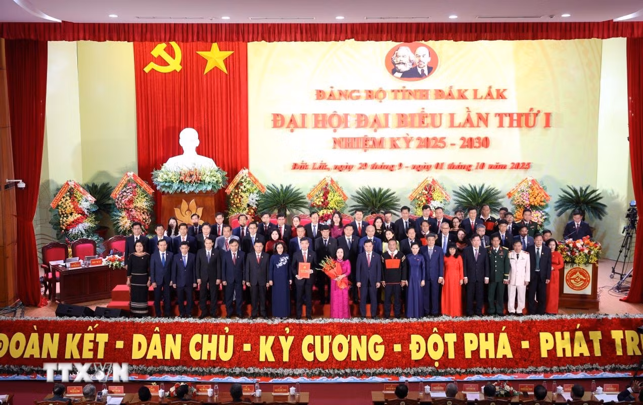 ttxvn-dai-hoi-dai-bieu-dang-bo-tinh-dak-lak-lan-thu-nhat-3009-2.jpg