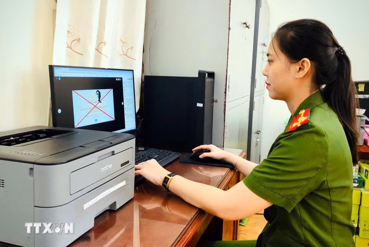 ttxvn-ca-mau-giu-vung-an-ninh-tu-tuong-huong-toi-bau-cu-thanh-cong-0603-2.jpg