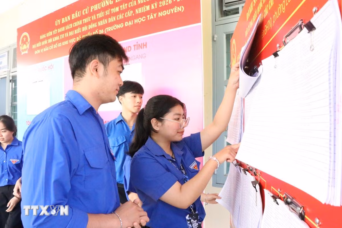 ttxvn-bau-cu-quoc-hoi-va-hdnd-cu-tri-tre-dak-lak-san-sang-cho-ngay-hoi-bau-cu-1103-1.jpg