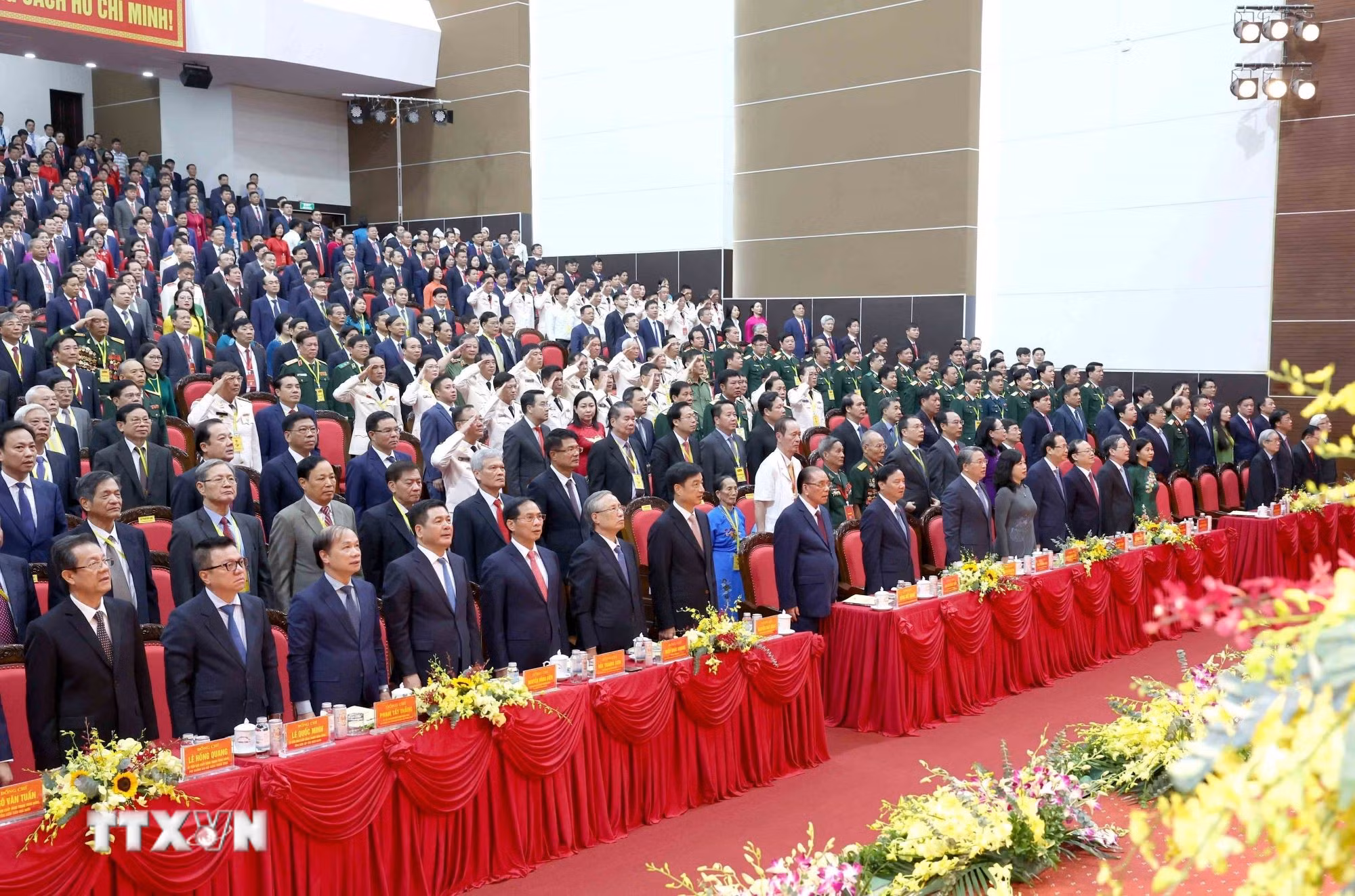 ttxvn-dai-hoi-dai-bieu-dang-bo-tinh-hung-yen-lan-thu-i-nhiem-ky-2025-2030-03-3.jpg