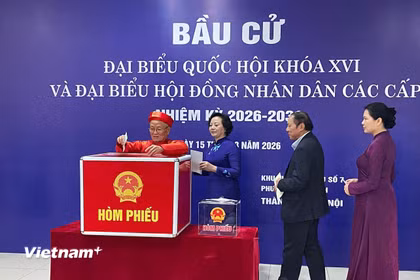 Cử tri 84 tuổi: “Mỗi lần đi bầu cử lại thấy đất nước đổi thay” 