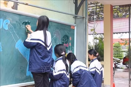 Bầu cử Quốc hội và HĐND: Ý thức trách nhiệm của những công dân tuổi 18