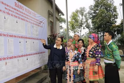 Rộn ràng không khí hướng tới ngày hội bầu cử tại vùng đồng bào dân tộc Lào Cai