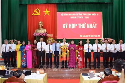 Tập trung tháo gỡ điểm nghẽn, khơi thông nguồn lực phát triển