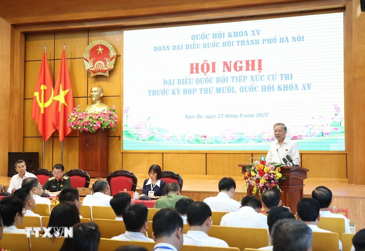 Tổng Bí thư Tô Lâm phát biểu tại buổi tiếp xúc cử tri Hà Nội. (Ảnh: Thống Nhất/TTXVN)